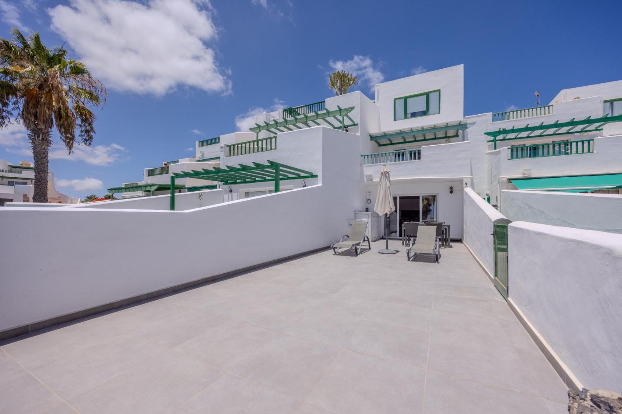 Apartment Sea Breeze Two Bedroom Costa Teguise