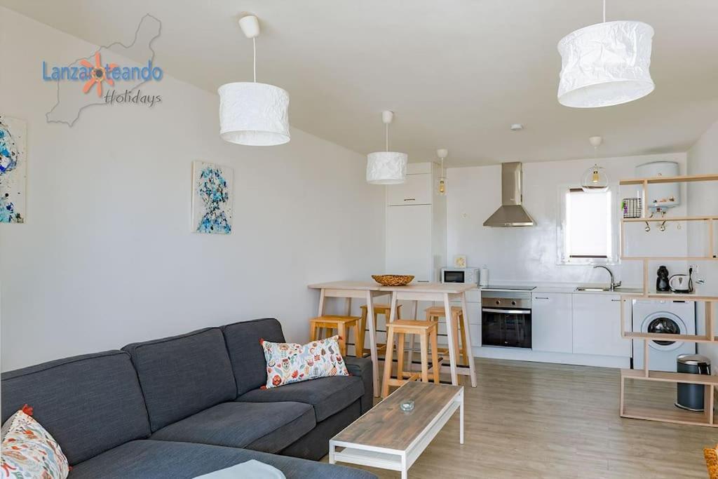 Buenavida Cozy Vv With Communal Pool And Air Con Apartamento Costa Teguise