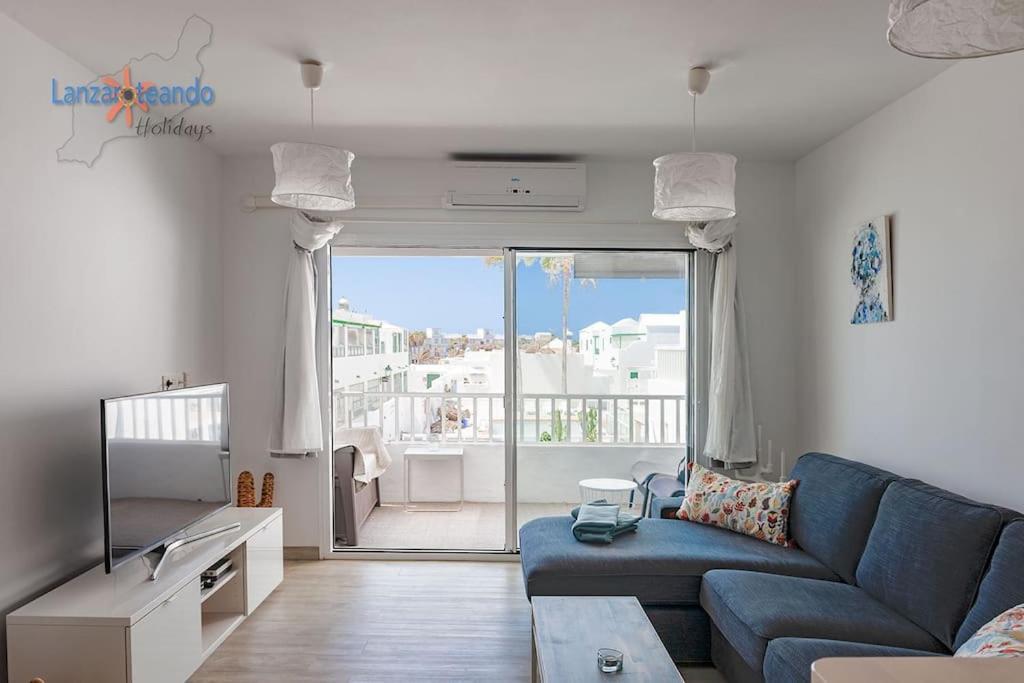 Buenavida Cozy Vv With Communal Pool And Air Con