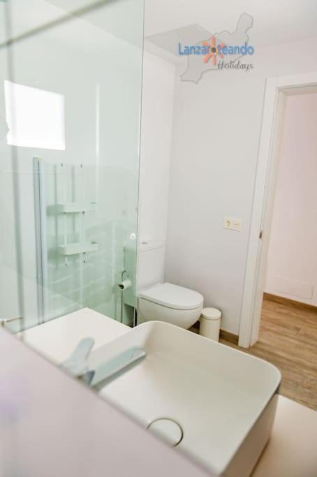 Buenavida Cozy Vv With Communal Pool And Air Con Costa Teguise