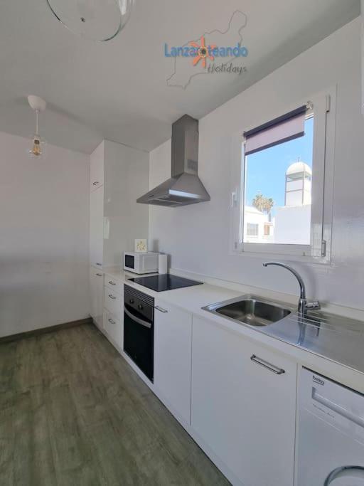 Buenavida Cozy Vv With Communal Pool And Air Con Apartamento Costa Teguise