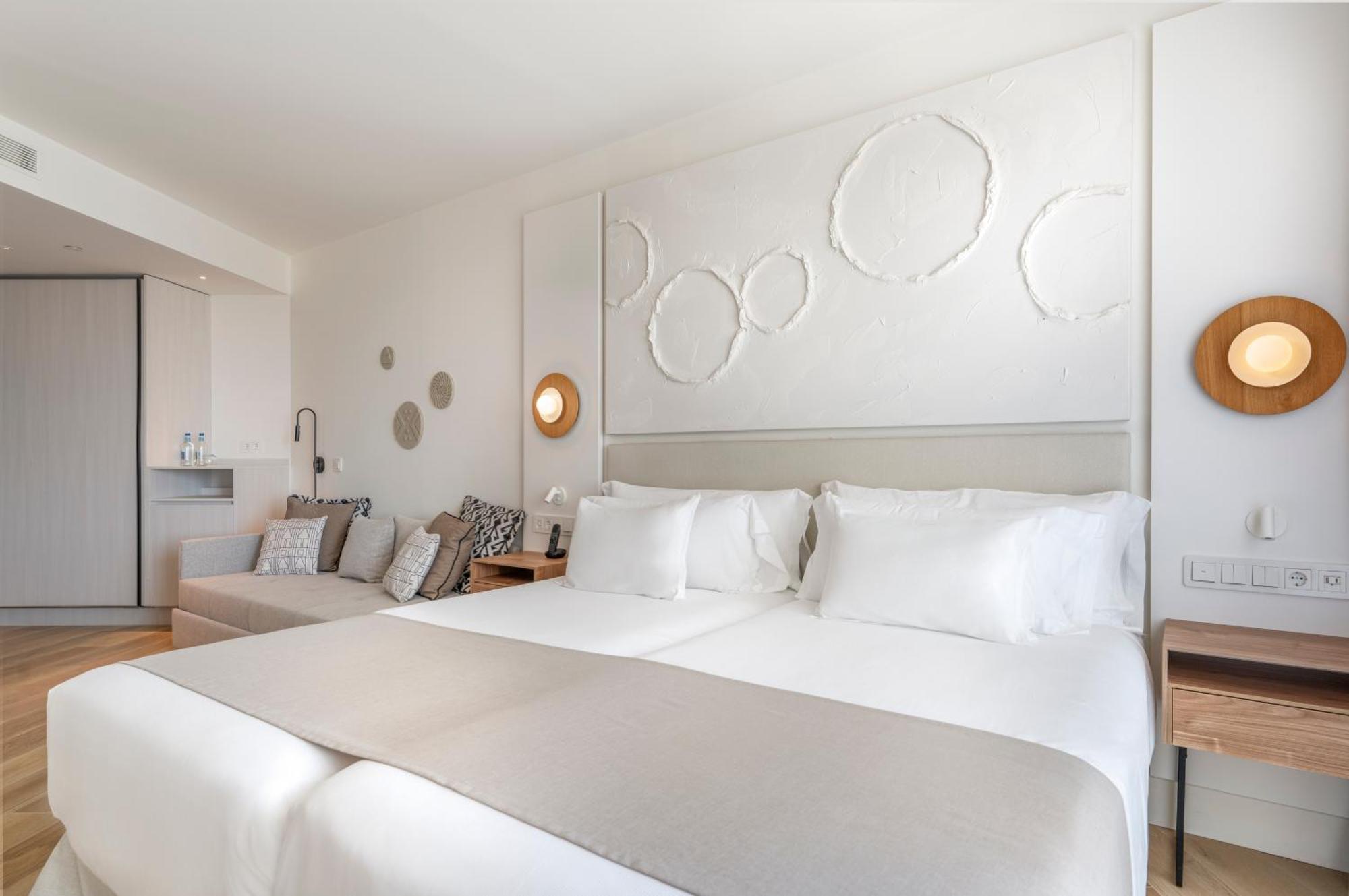 Barcelo Playa Blanca Hotel 4*