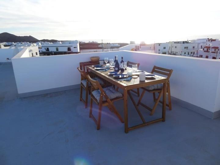 Сasa de vacaciones Pool House La Santa