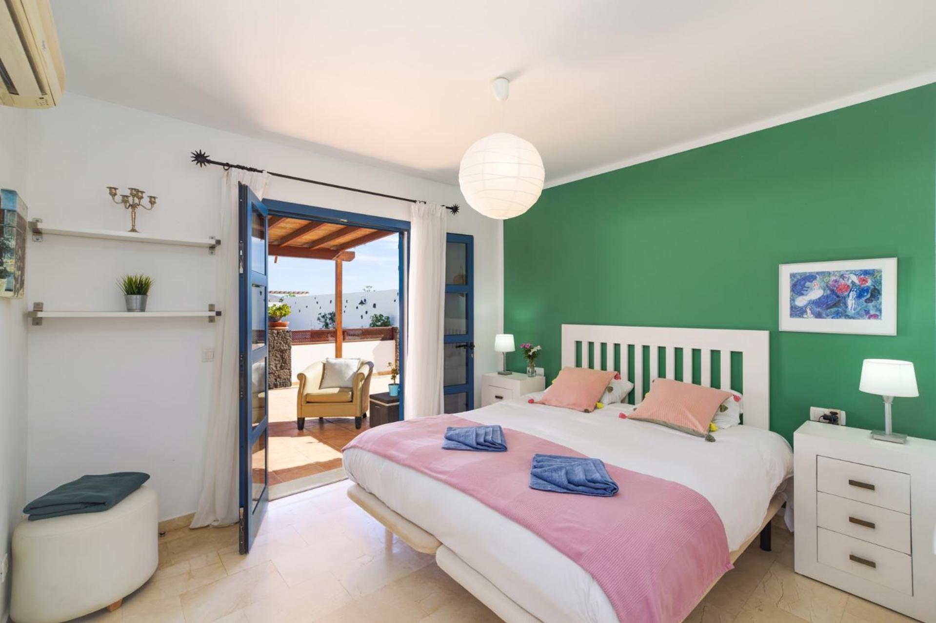 Villa Arisen By *