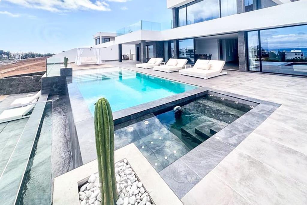 Villa Infinity - By Apricus Holidays