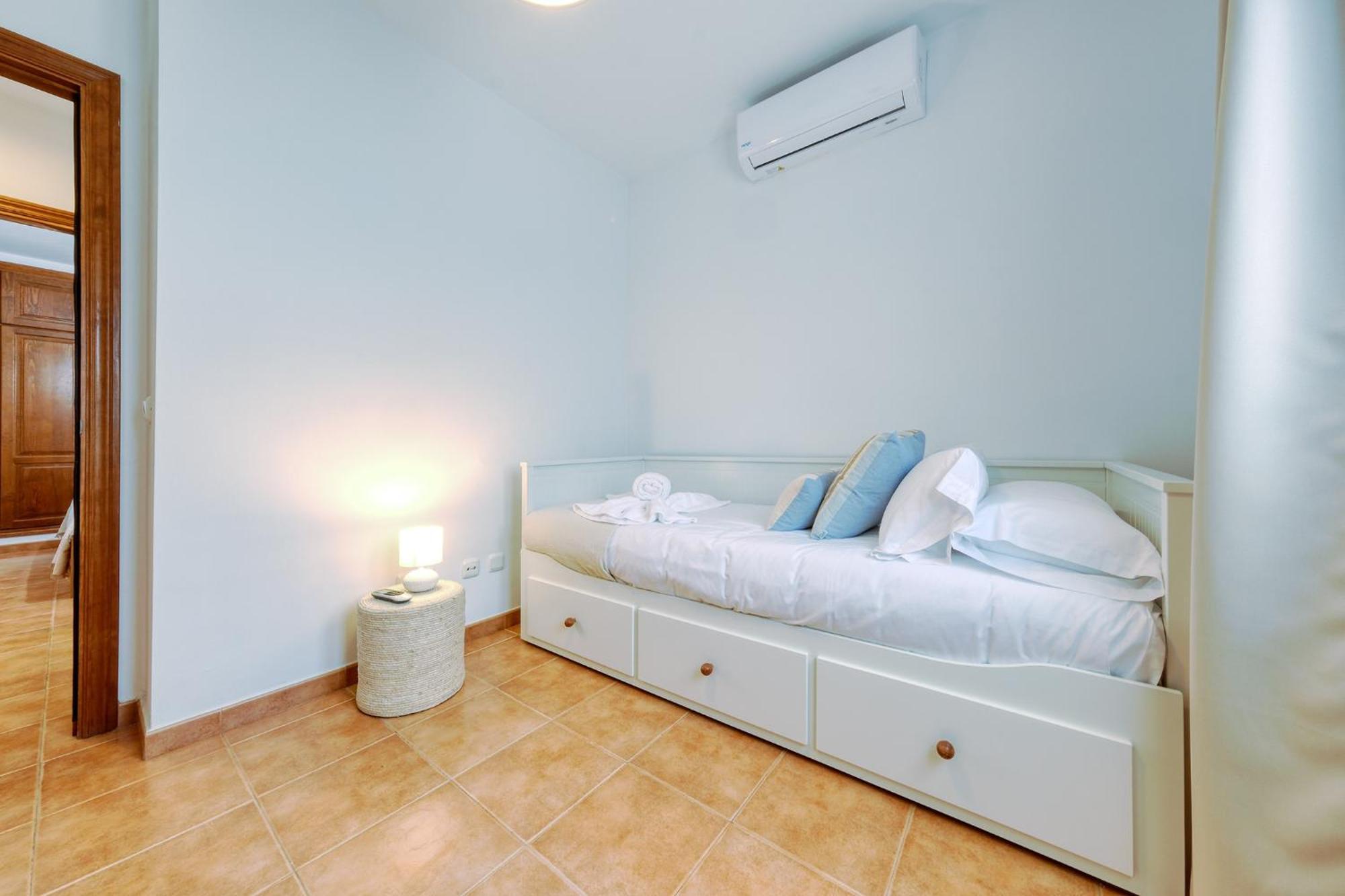 Lanzarote Paradise - Private Pool, Air-Con And Bbq By Lanzarote Vacation Homes Сasa de vacaciones *