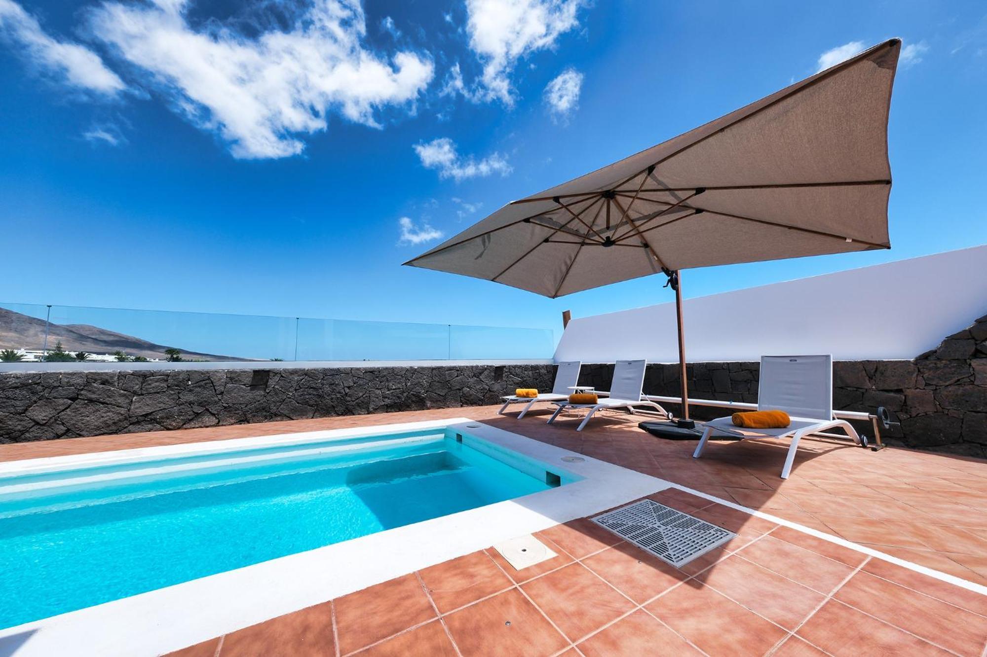 Lanzarote Paradise - Private Pool, Air-Con And Bbq By Lanzarote Vacation Homes