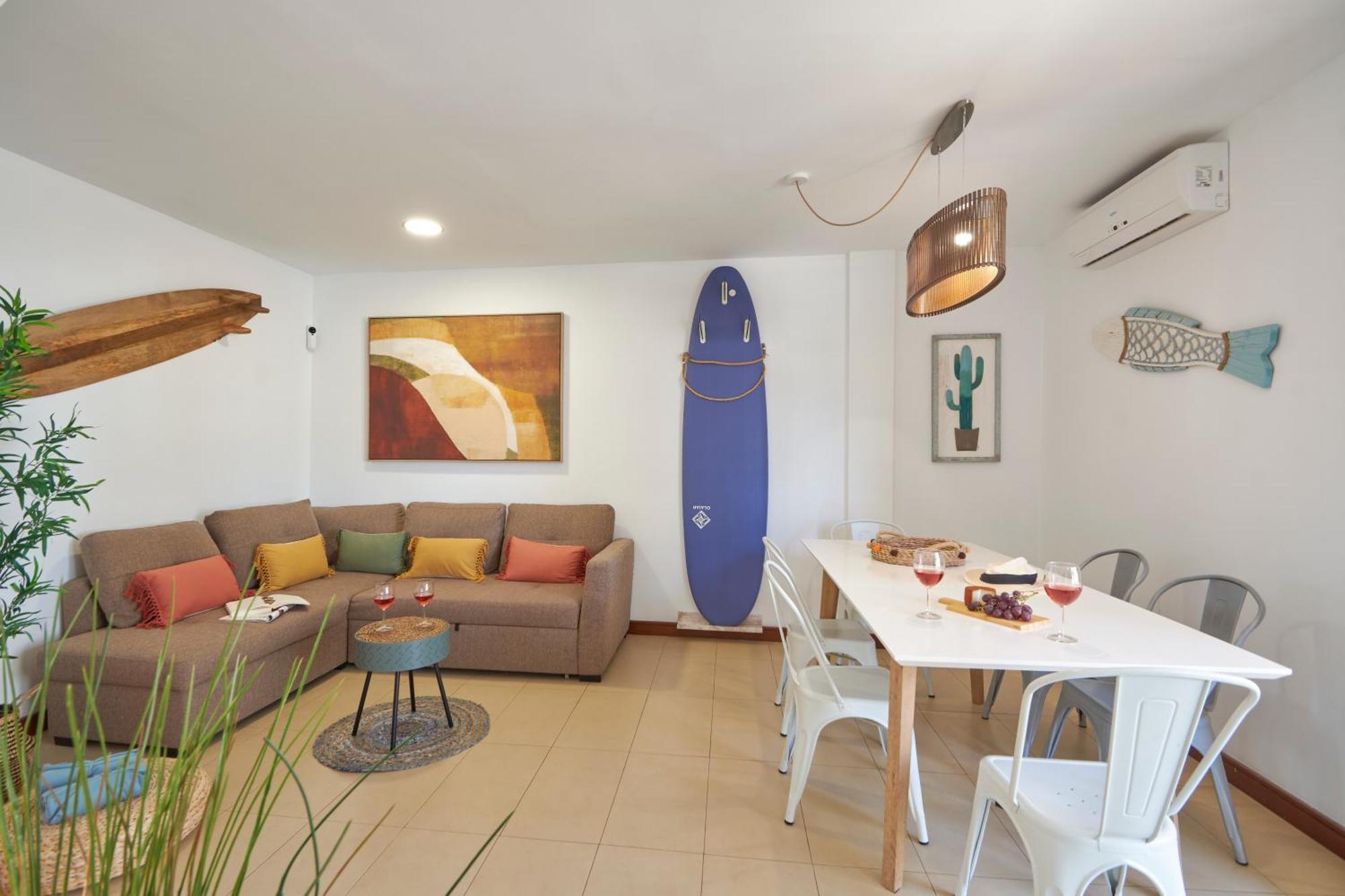Apartment Calero Surfin - Shared Pool, 10 Minutes Walking To Harbour *