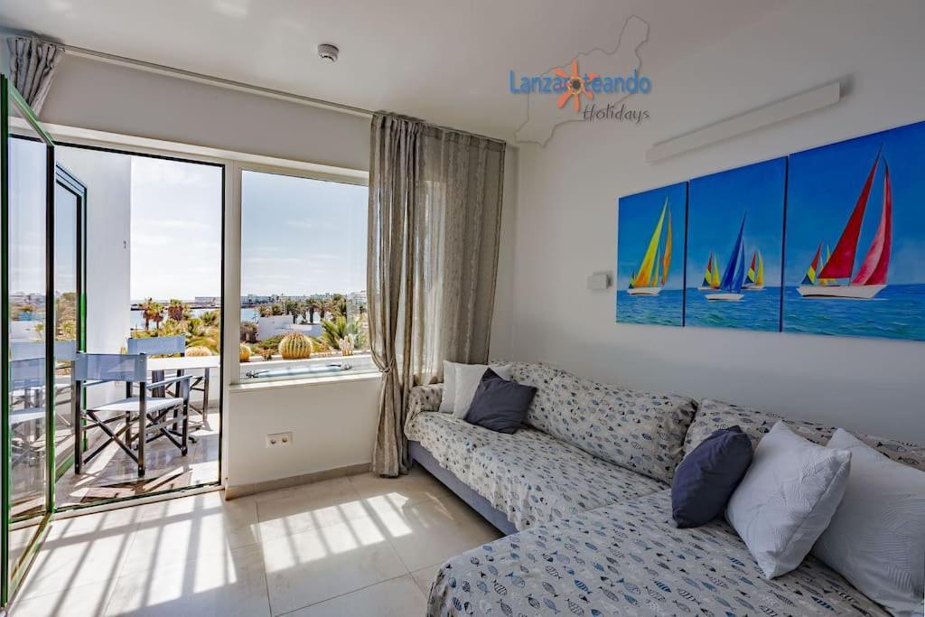 Apartment House Of The Horizon Playa Cucharas Vv Penthouse With Sea & Pool View Aircon Costa Teguise