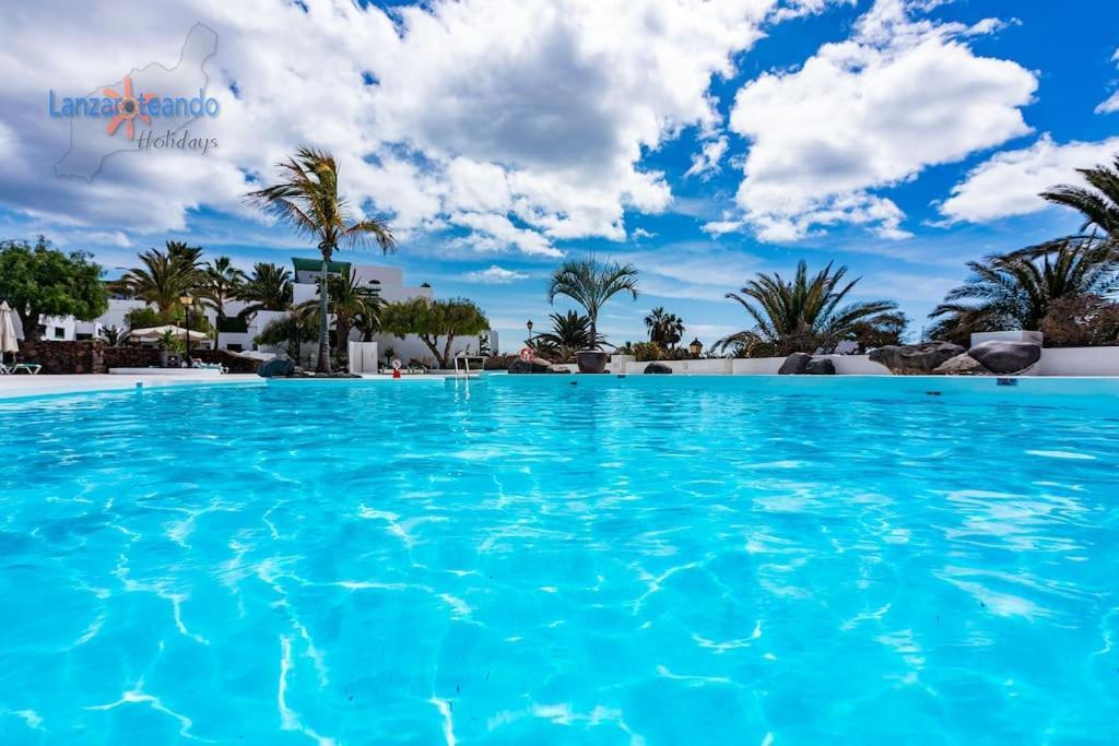 House Of The Horizon Playa Cucharas Vv Penthouse With Sea & Pool View Aircon Apartment