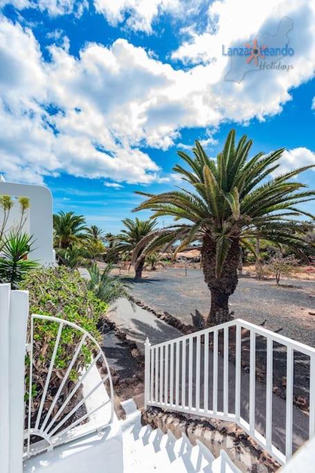 Apartment House Of The Horizon Playa Cucharas Vv Penthouse With Sea & Pool View Aircon Costa Teguise