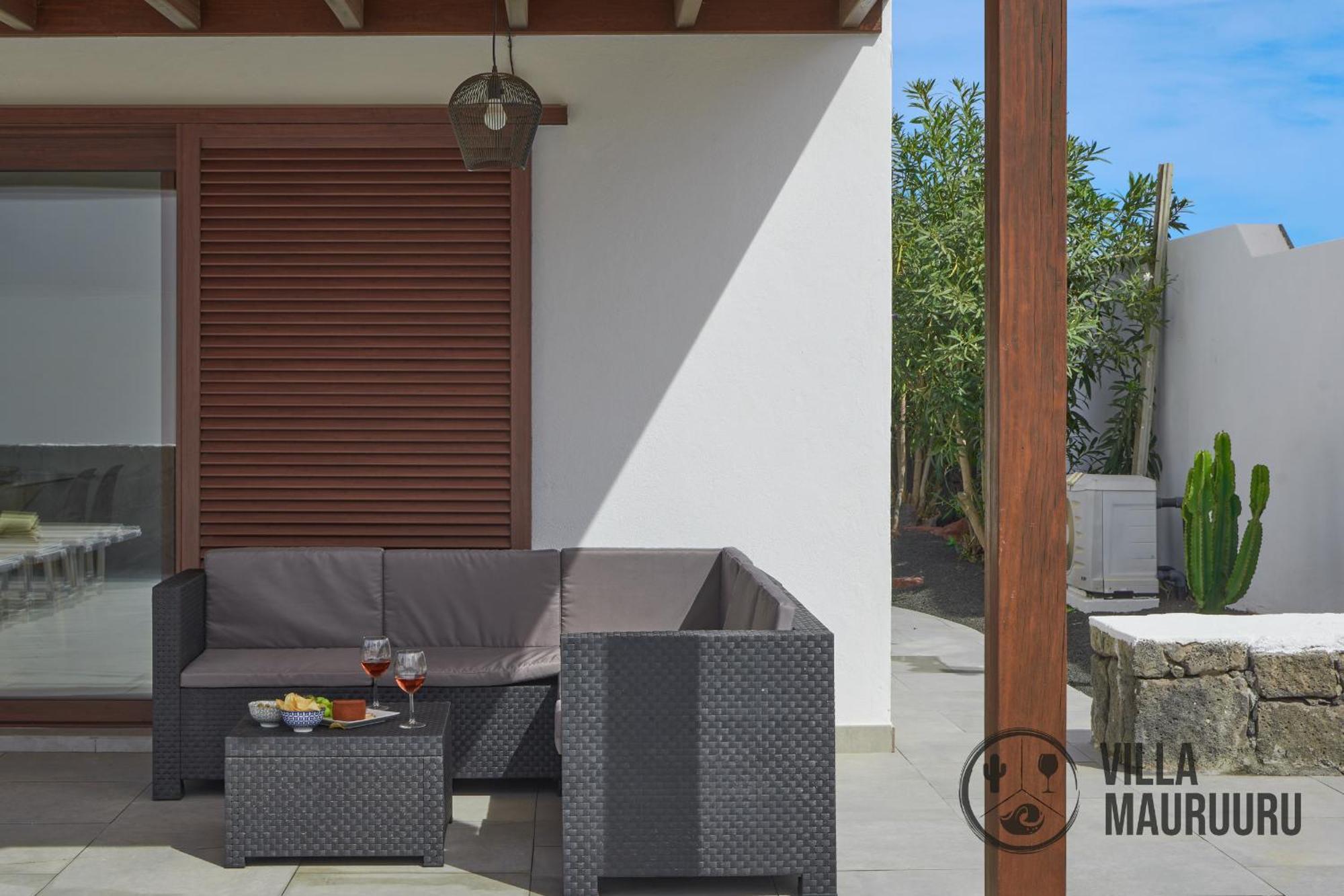 Mauruuru - 10 Minutes Walking To Marina Rubicon, Heated Pool, Bbq & Office Space With Desk And High Speed Internet