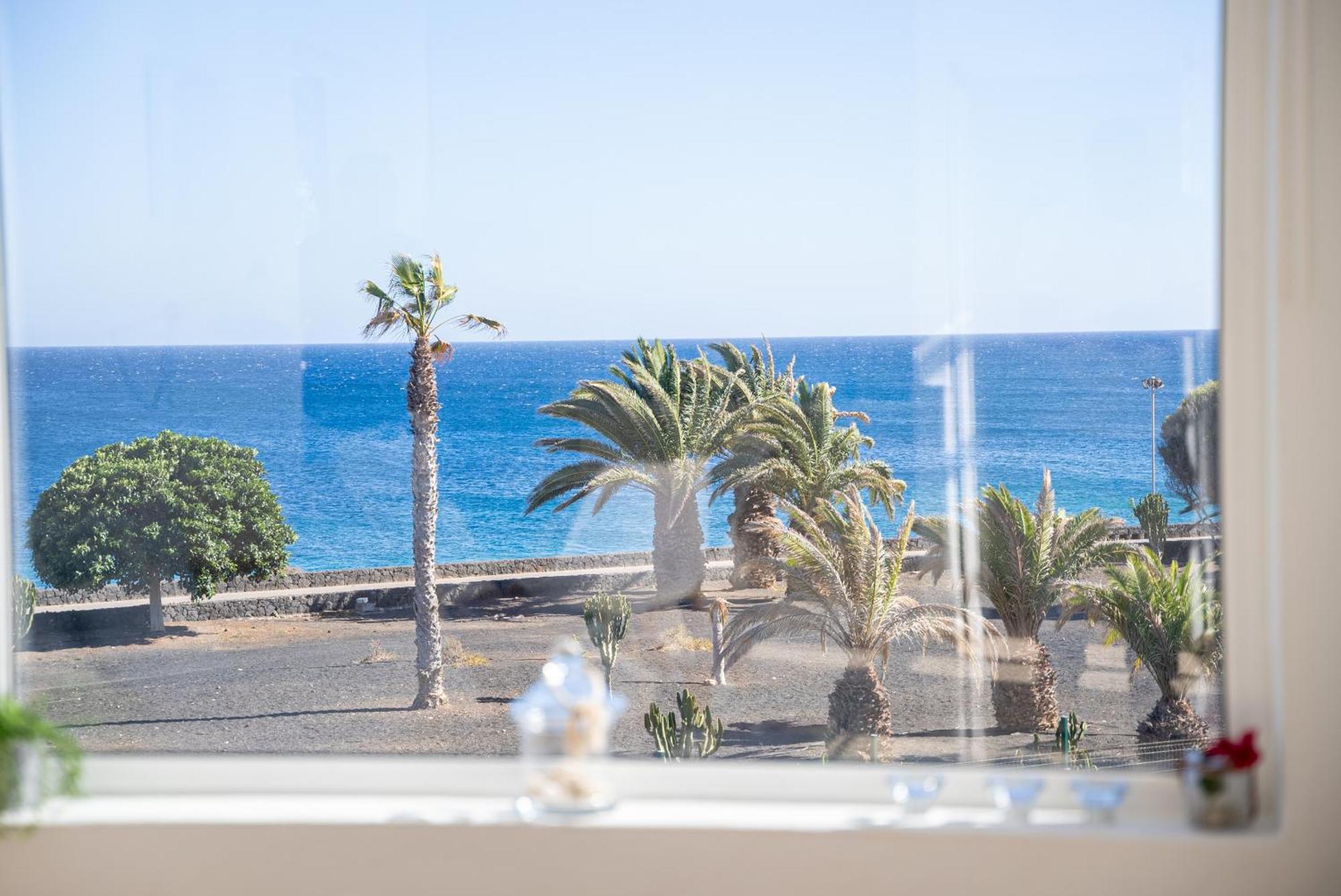 Sea Front View, * Costa Teguise