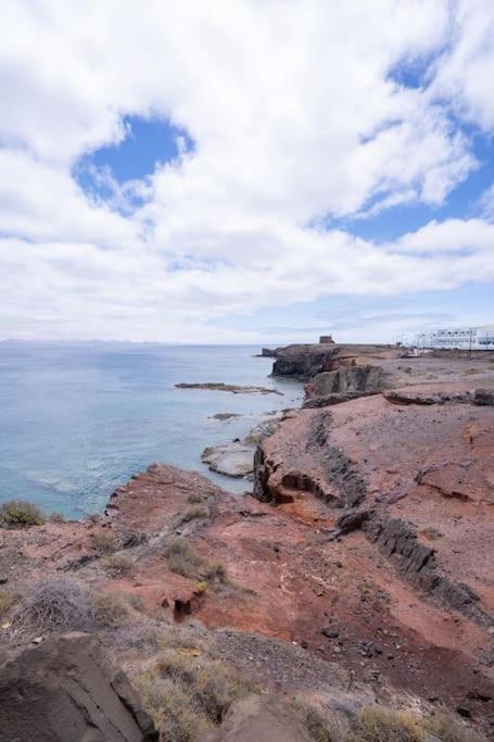 Beautiful In Lanzarote 5 Mins From Marina