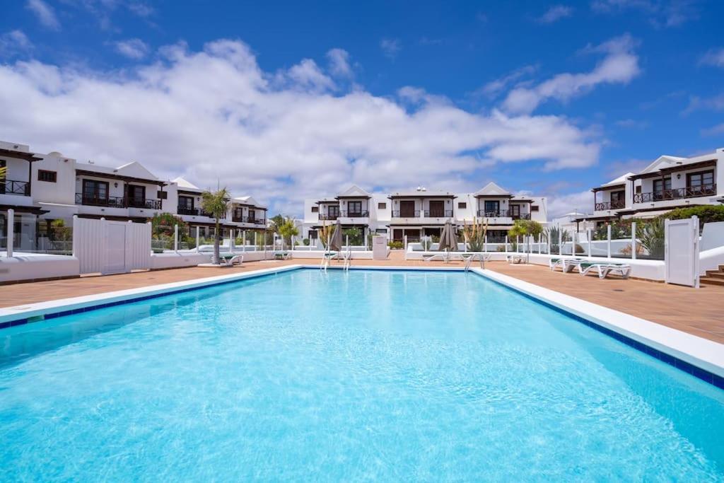 Beautiful In Lanzarote 5 Mins From Marina Сasa de vacaciones
