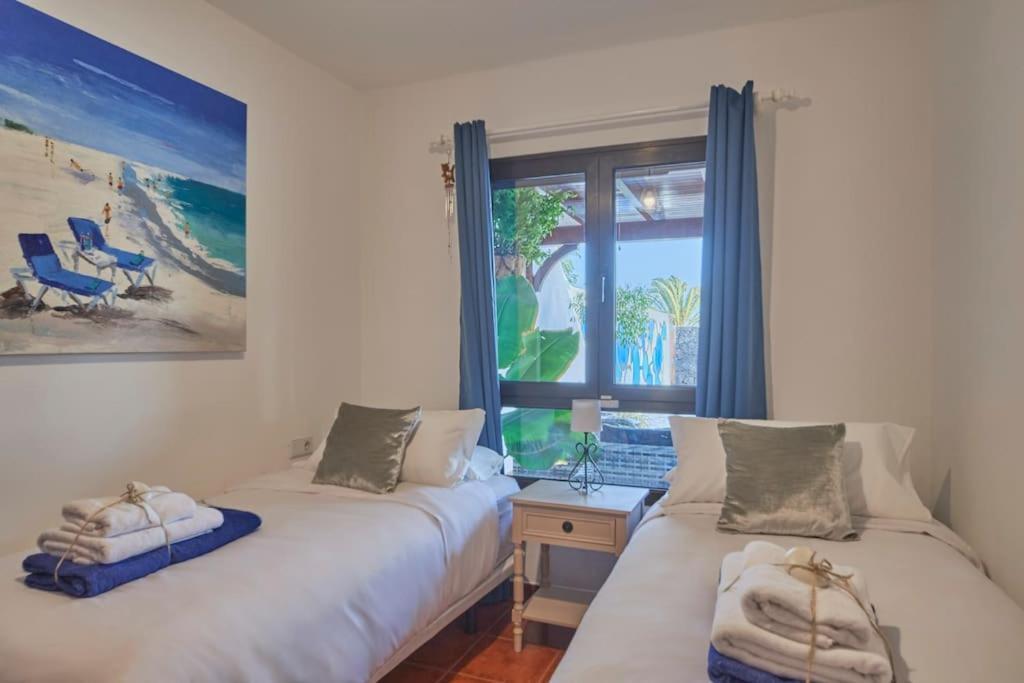 Casa Petra Peaceful & Private, Sea Views, Pool & Bbq