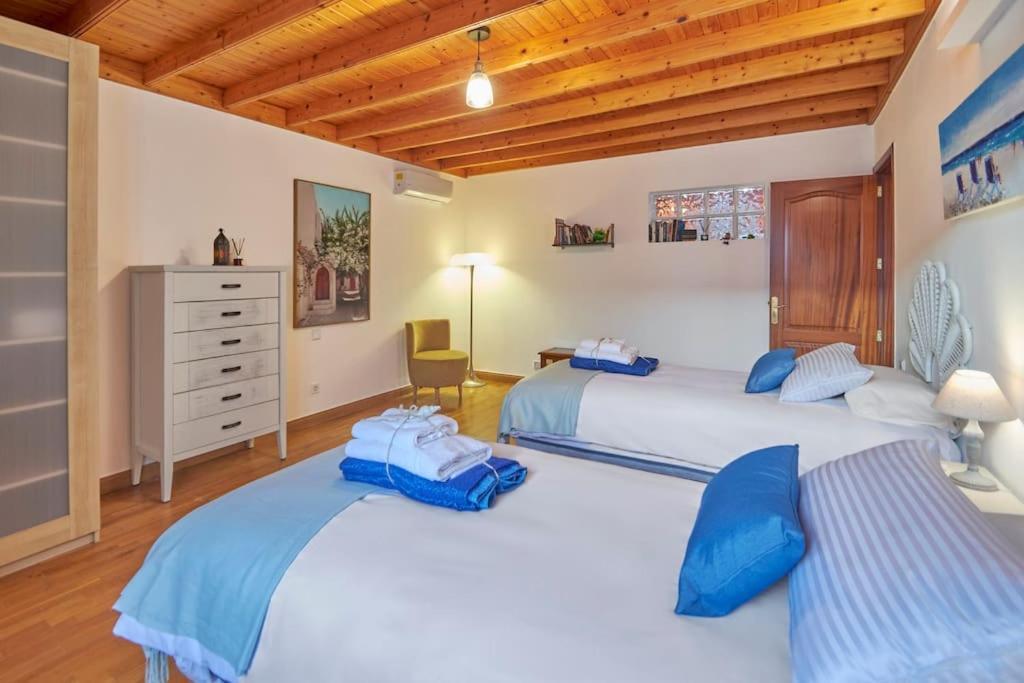 Villa Casa Petra Peaceful & Private, Sea Views, Pool & Bbq Playa Blanca (Lanzarote)