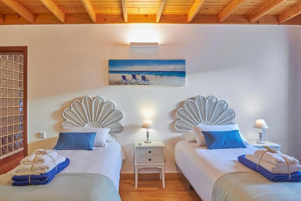 Casa Petra Peaceful & Private, Sea Views, Pool & Bbq Playa Blanca (Lanzarote)