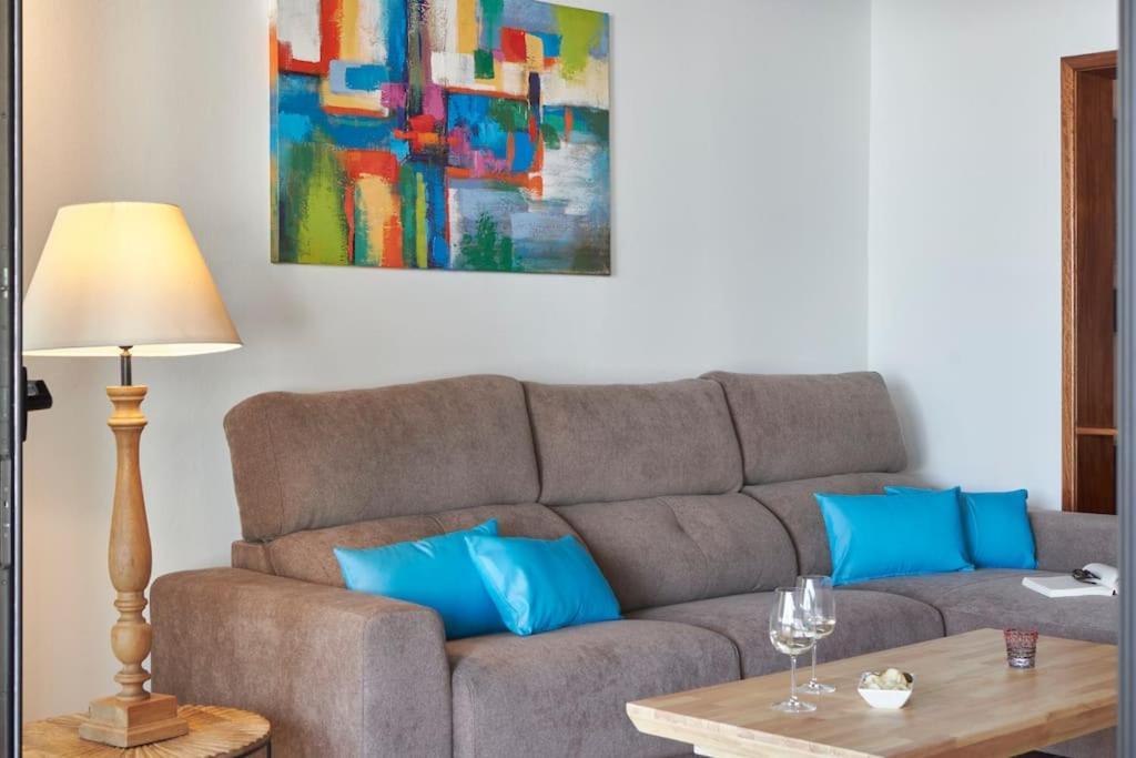 Villa Casa Petra Peaceful & Private, Sea Views, Pool & Bbq