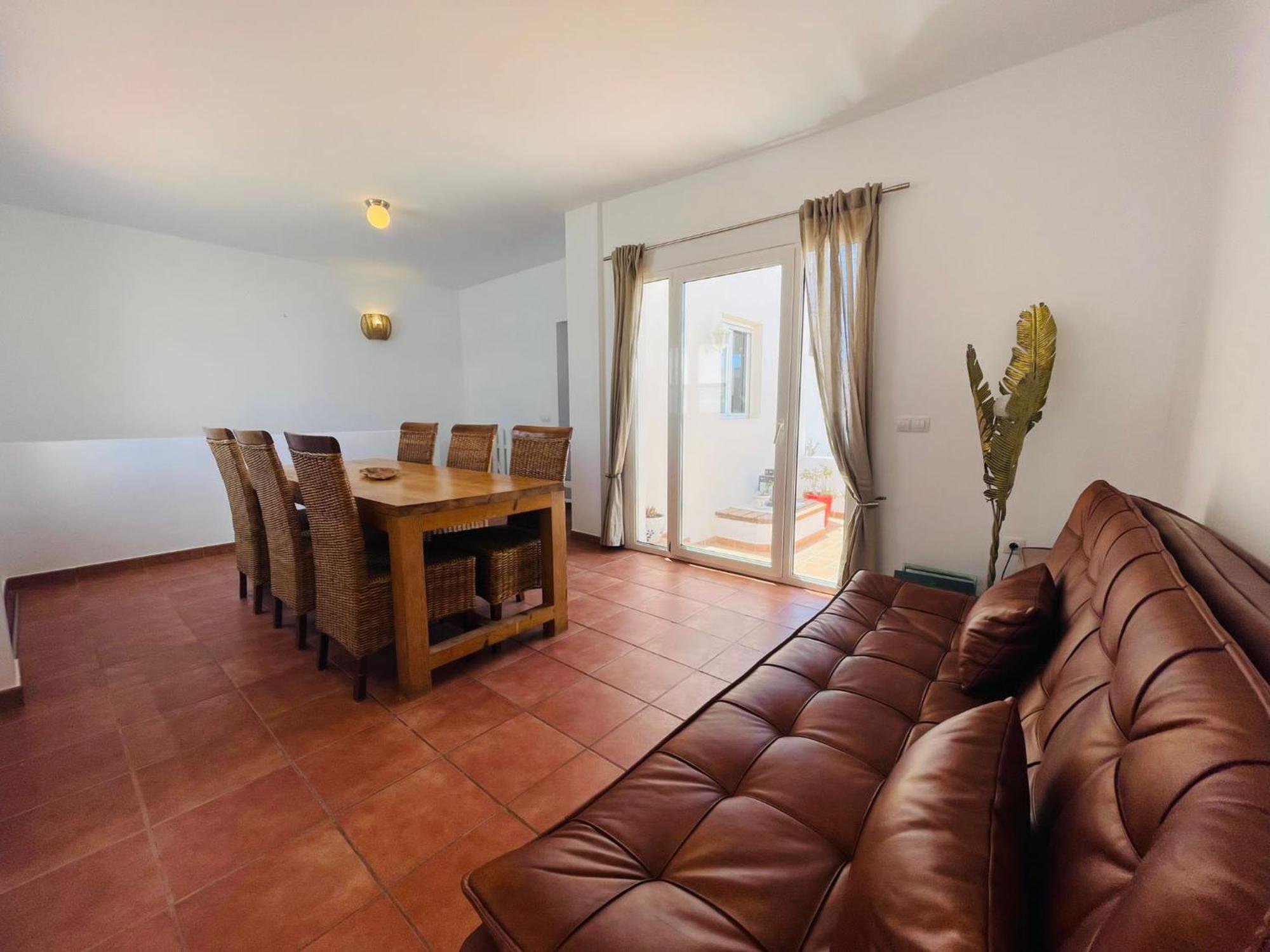 Beautiful Spacious In Villa *
