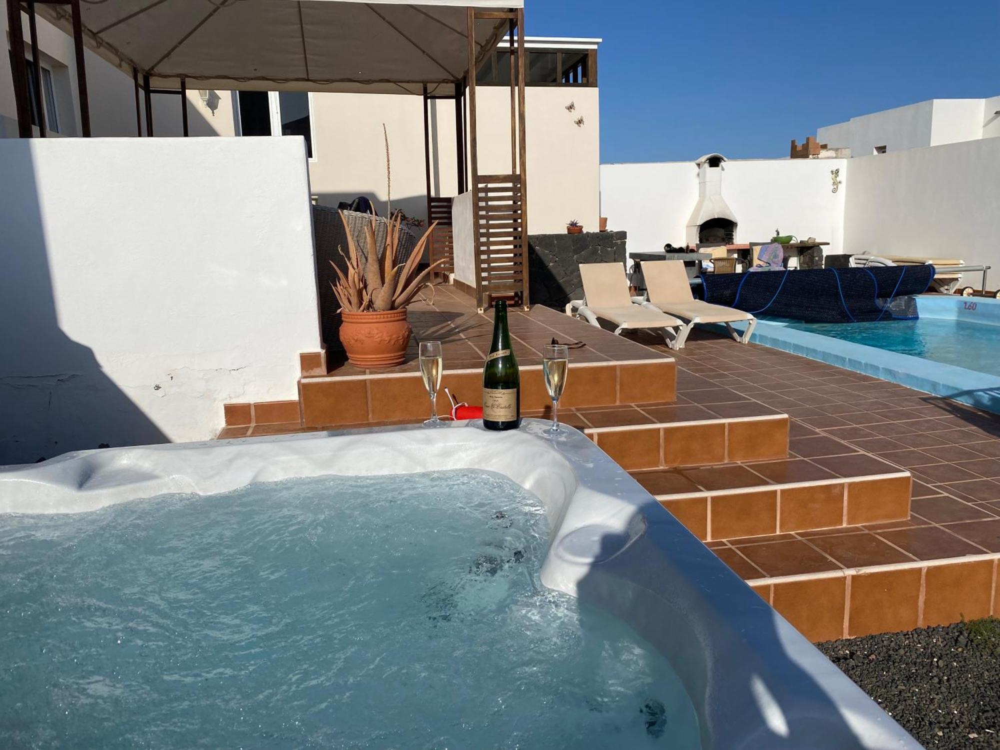 Beautiful Spacious In Playa Blanca (Lanzarote)