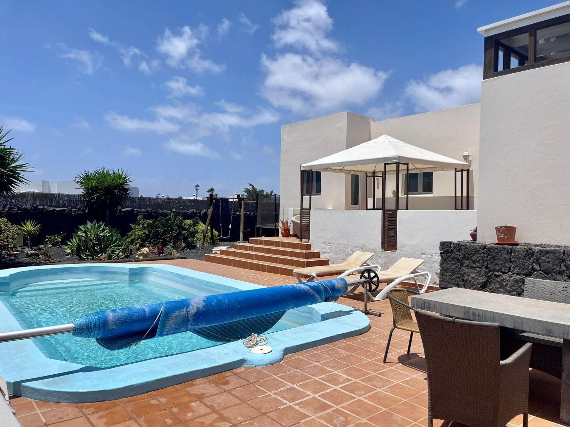 Beautiful Spacious In Villa *