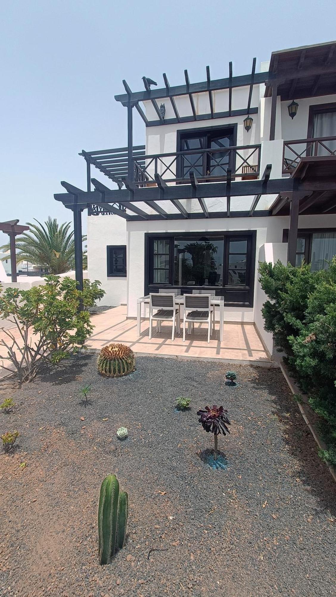 Lovely Casa Felicidad, Swimming Pool, Wifi X Private Garden Holiday home