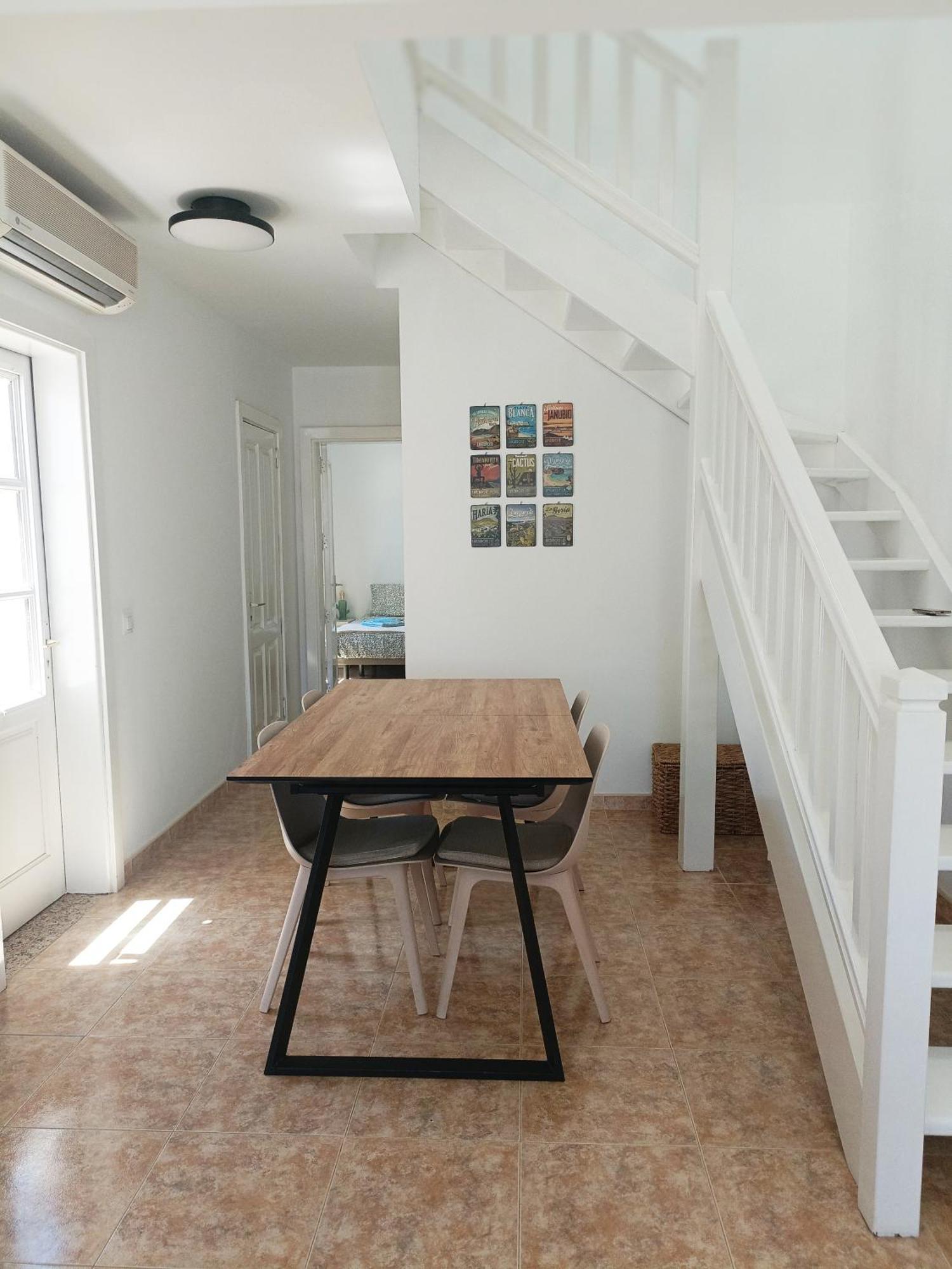 Holiday home Lovely Casa Felicidad, Swimming Pool, Wifi X Private Garden