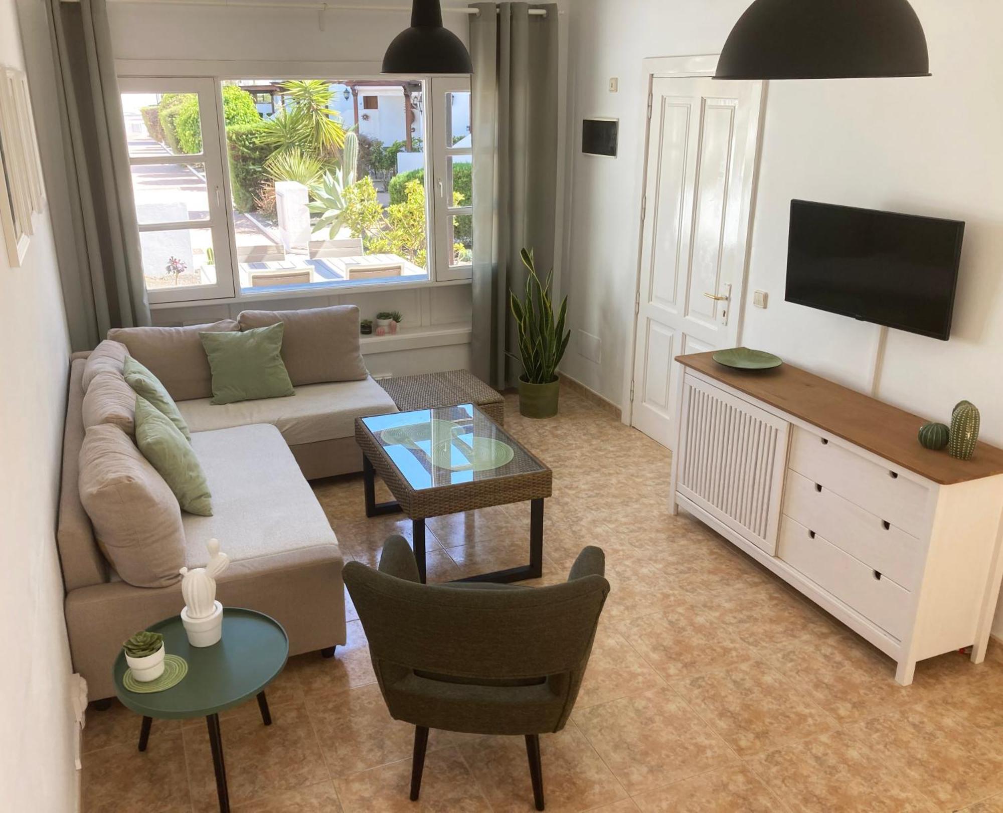 Lovely Casa Felicidad, Swimming Pool, Wifi X Private Garden