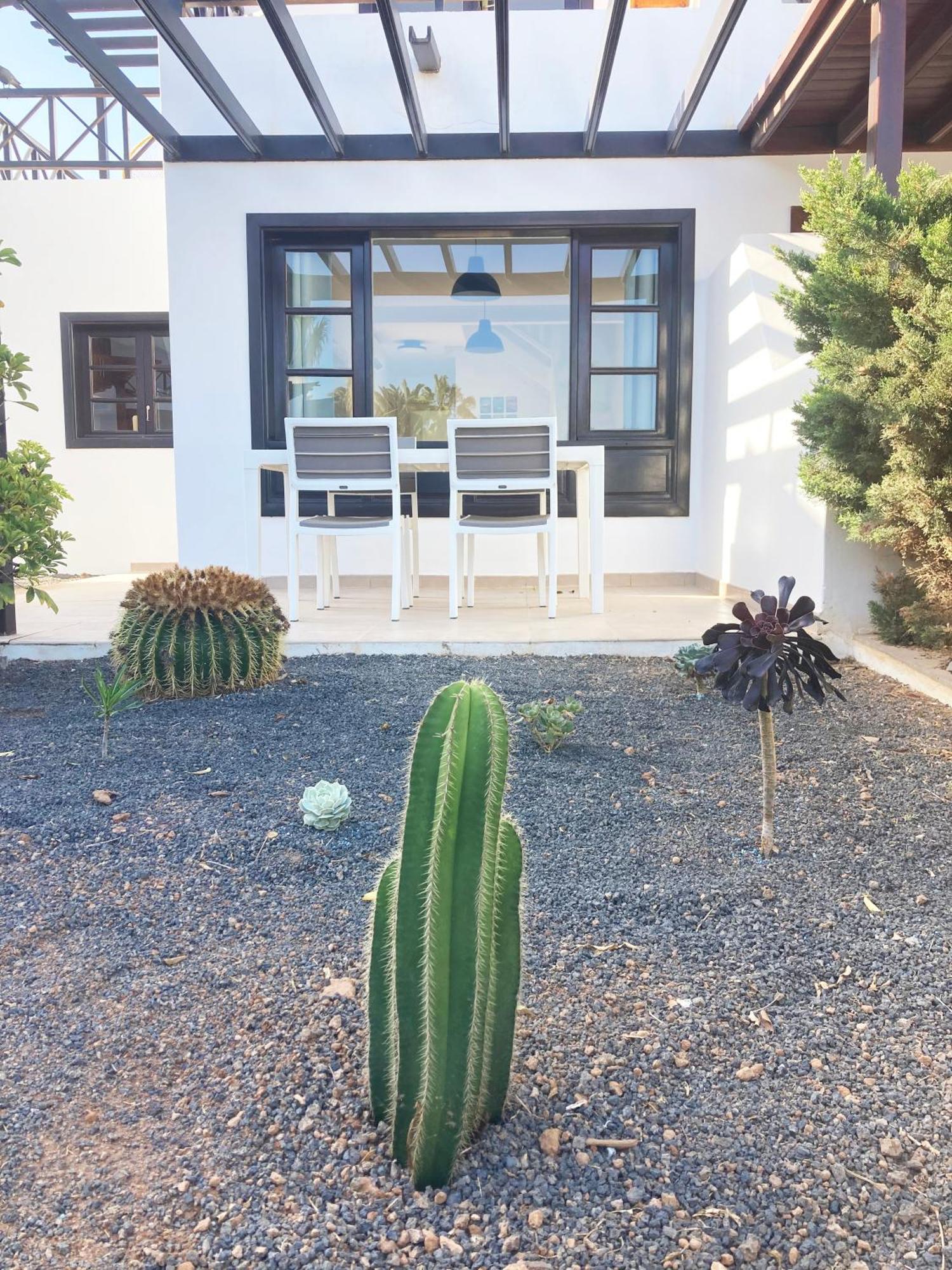 Holiday home Lovely Casa Felicidad, Swimming Pool, Wifi X Private Garden