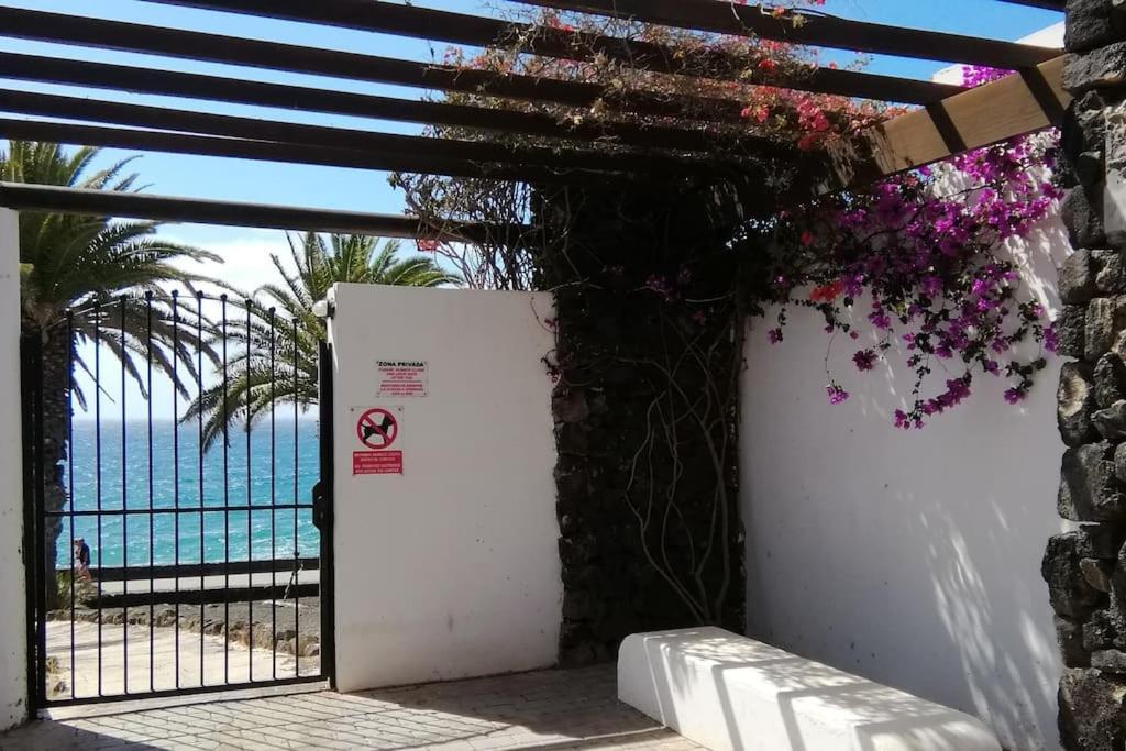 Playa Roca Cosy - Seafront Complex Apartamento