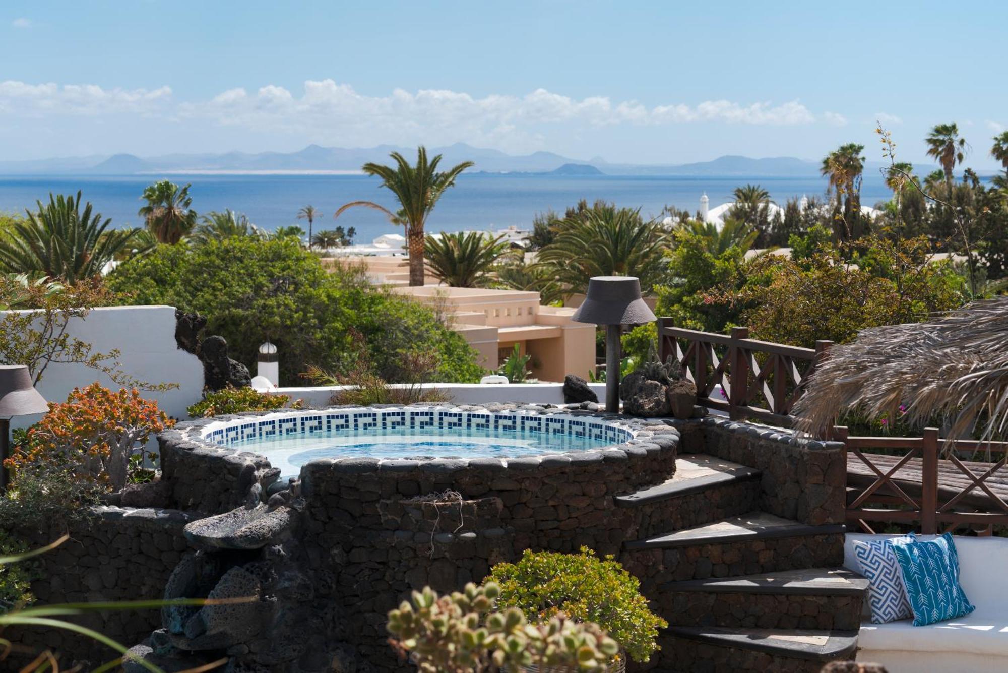 Lanzahost Luxury Paraiso Villa *