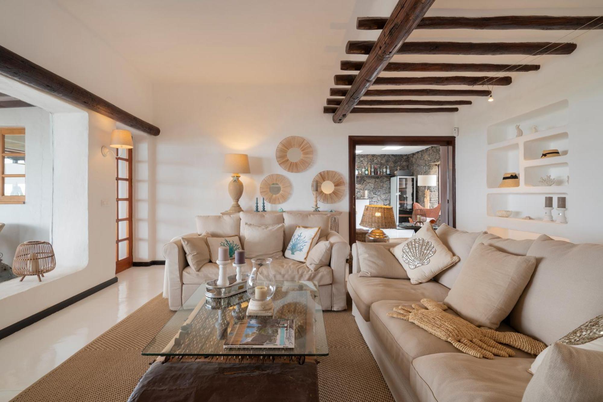 Lanzahost Luxury Paraiso Villa *