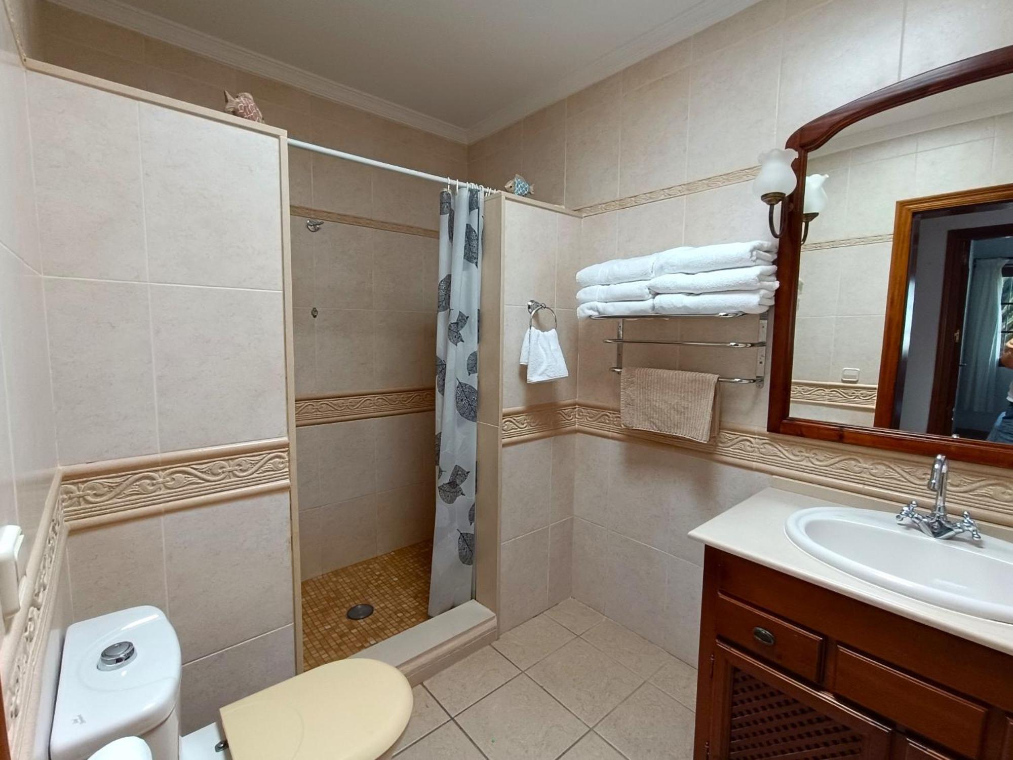 Lagarto Heated Pool Aircon Villa