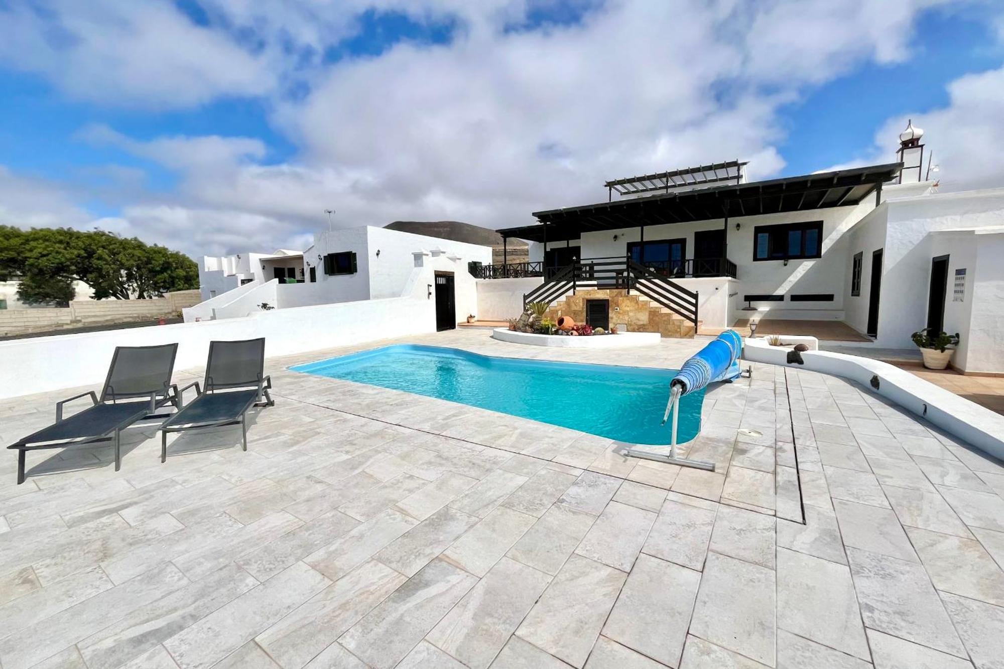 Villa Country Tigot - Amazing Views In Unique Location Tao