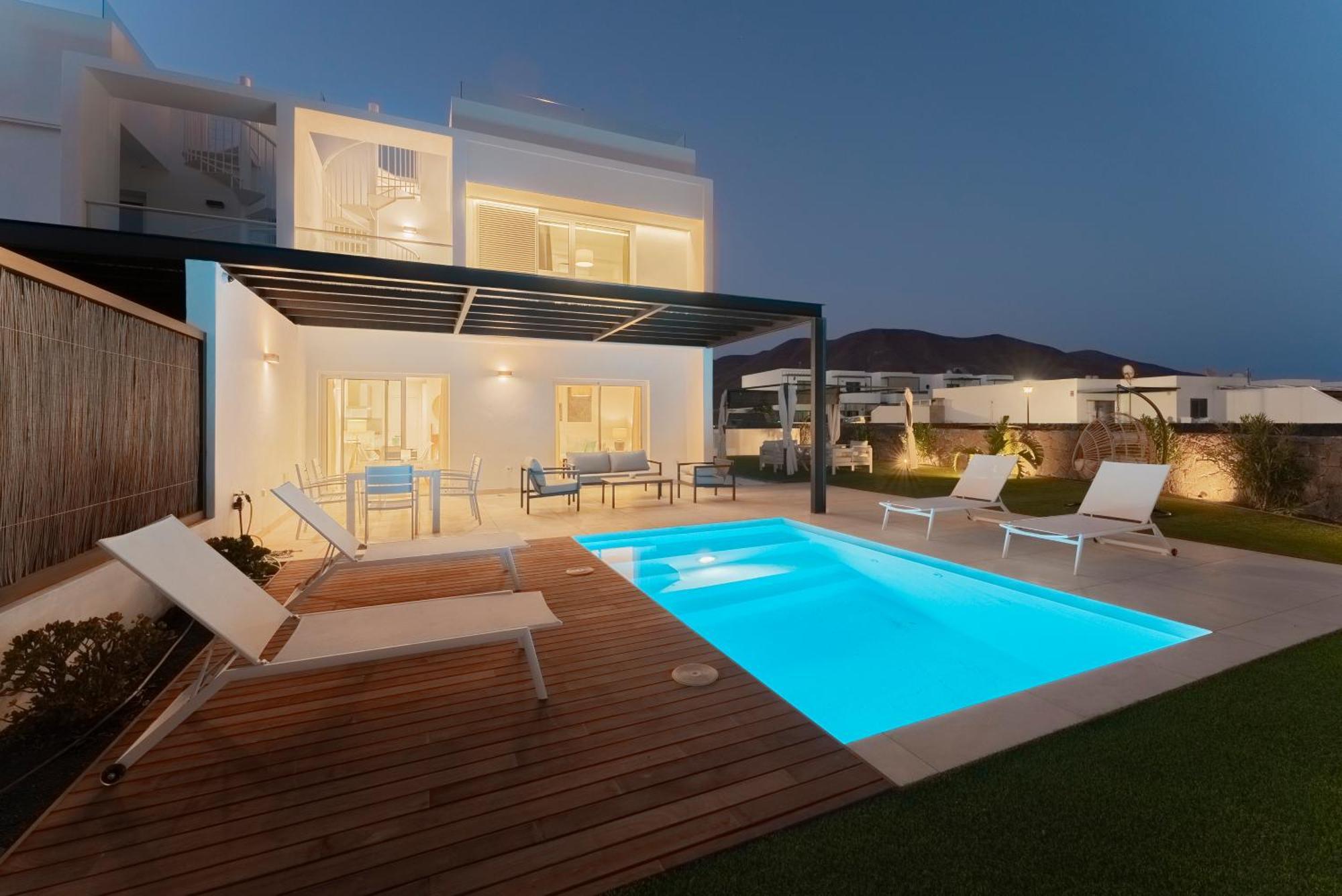 Villa Villa Menta Relaxing Corner In Front Of The Ocean *