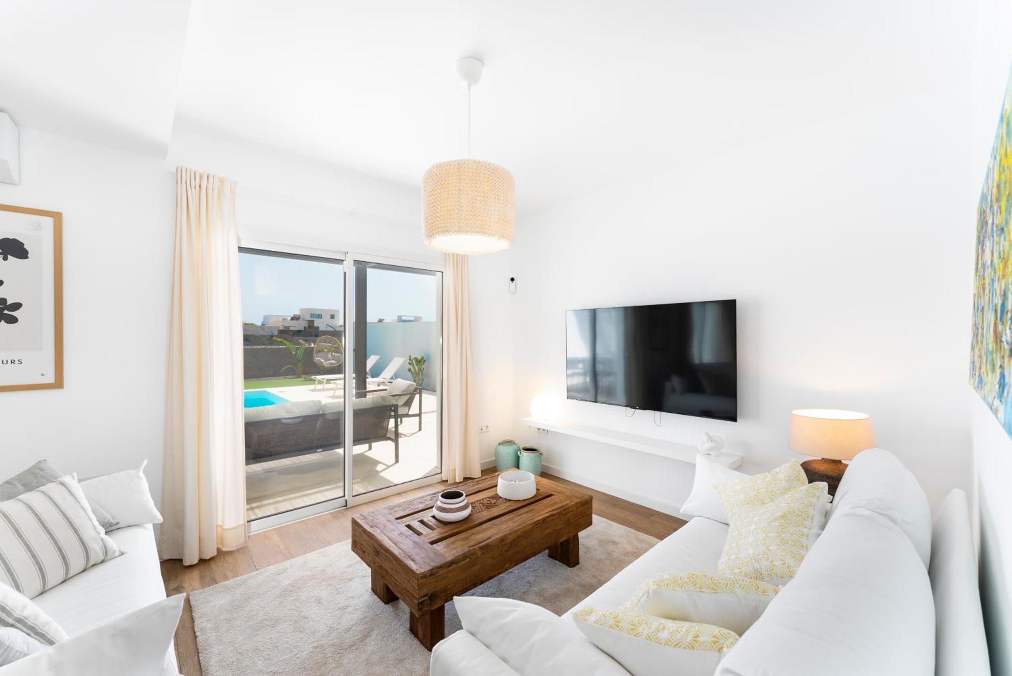 Geca Ideal With Private Pool Villa Playa Blanca (Lanzarote)