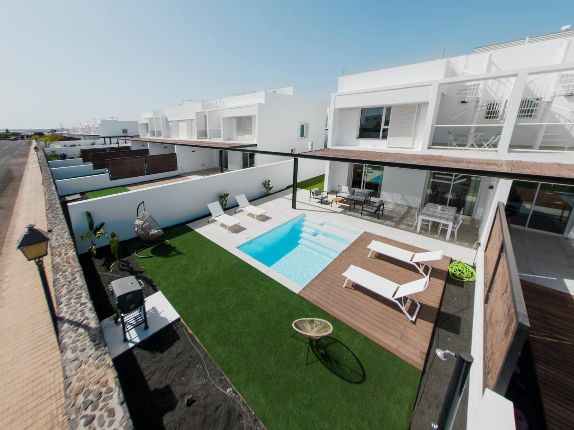 Geca Ideal With Private Pool *