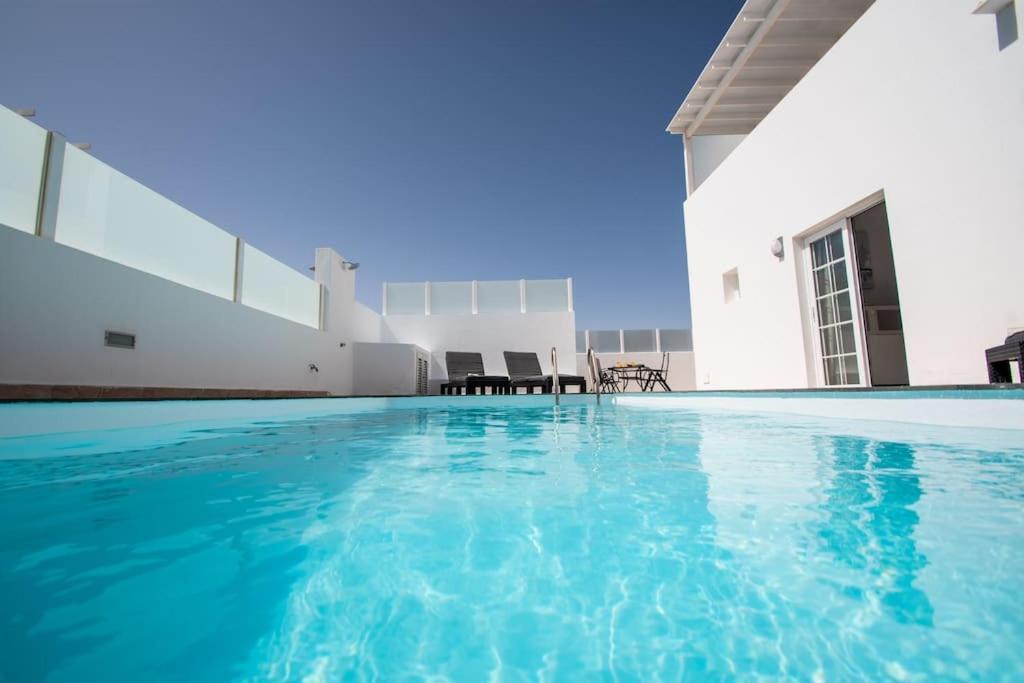 Сasa de vacaciones Casa Leize Piscina Climatizada, Vistas & Ac 10 Minutes Walk From Marina Rubicon