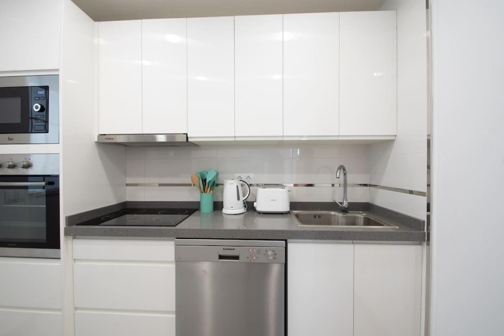 Holiday home Casa Leize Piscina Climatizada, Vistas & Ac 10 Minutes Walk From Marina Rubicon *