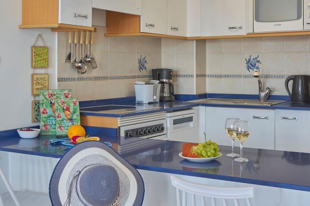 Duplex Ilic Sea Views,front Line,10 Min To Marina Apartamento *