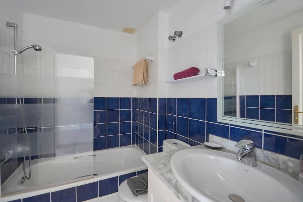 Apartamento Duplex Ilic Sea Views,front Line,10 Min To Marina