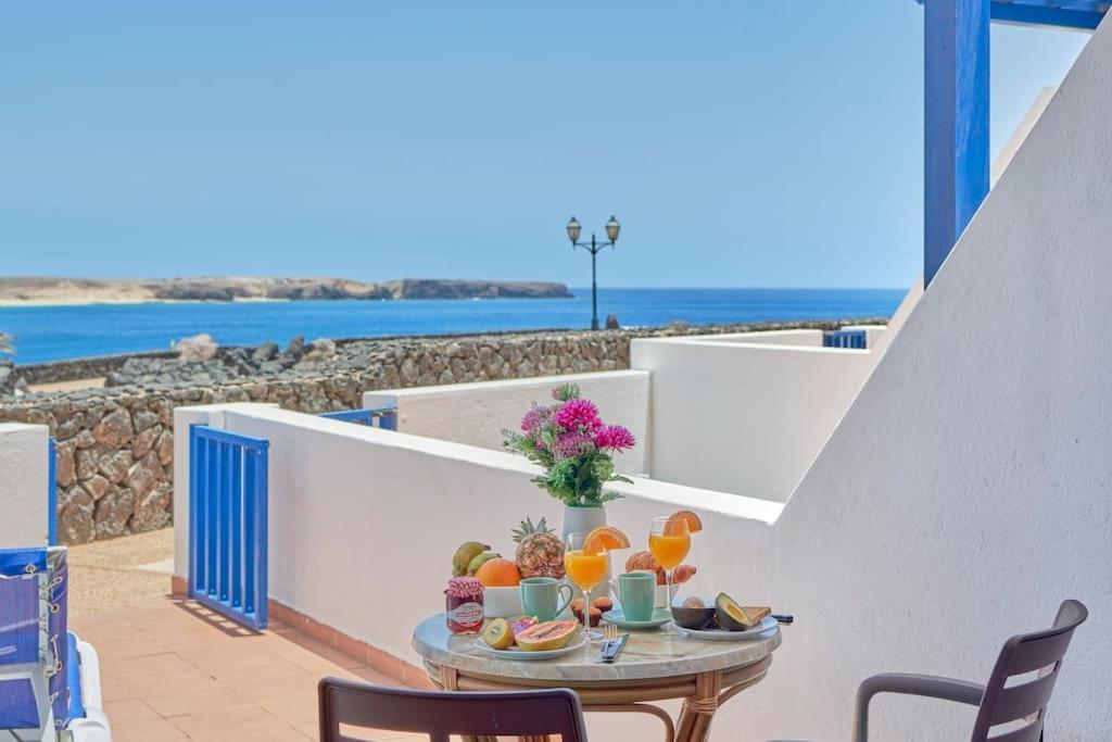 Duplex Ilic Sea Views,front Line,10 Min To Marina Playa Blanca (Lanzarote)