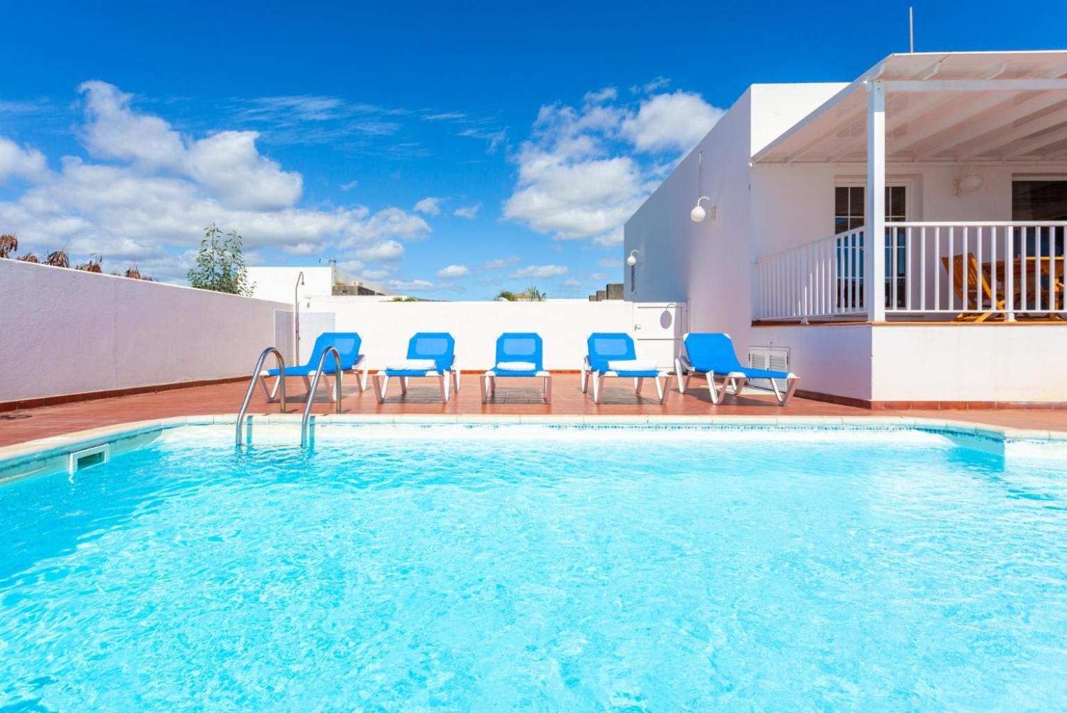 Adella Villa