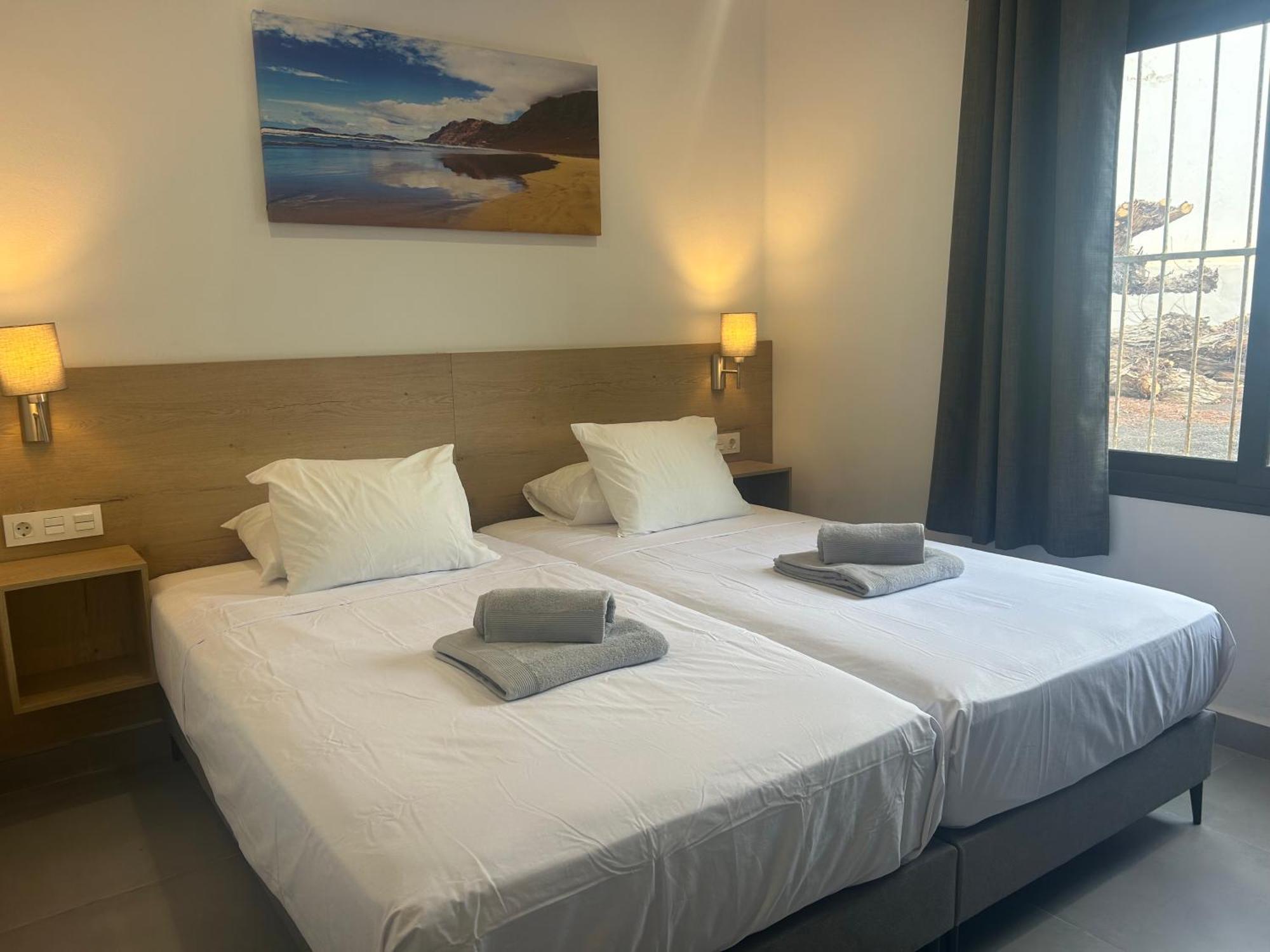Stunning 2 Bedroom Seafront