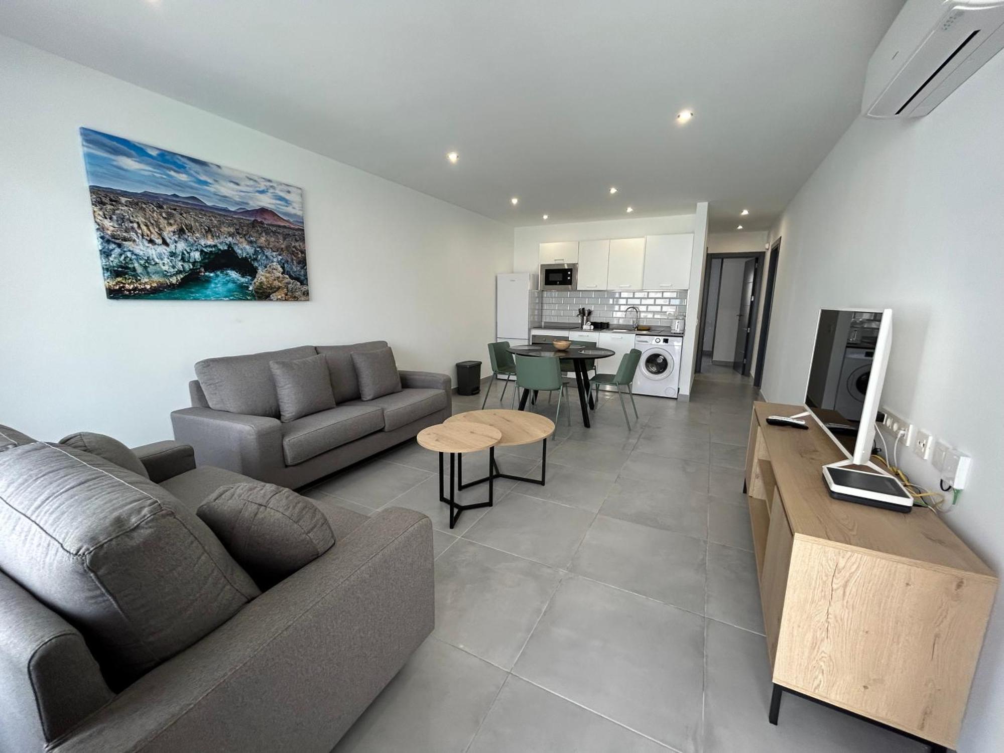 Apartment Stunning 2 Bedroom Seafront Puerto del Carmen (Lanzarote)