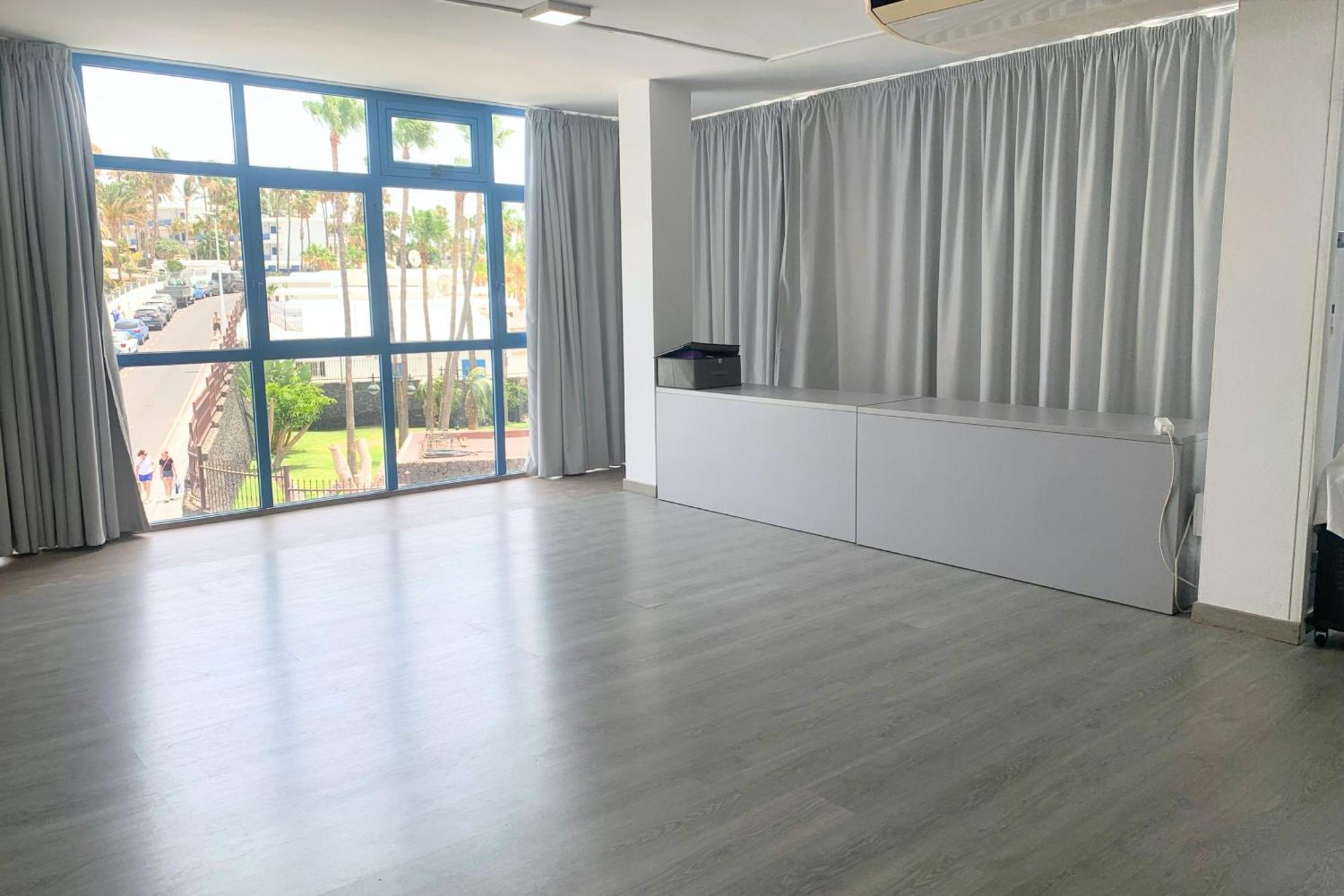 Costa Volcan & Apartment 2*