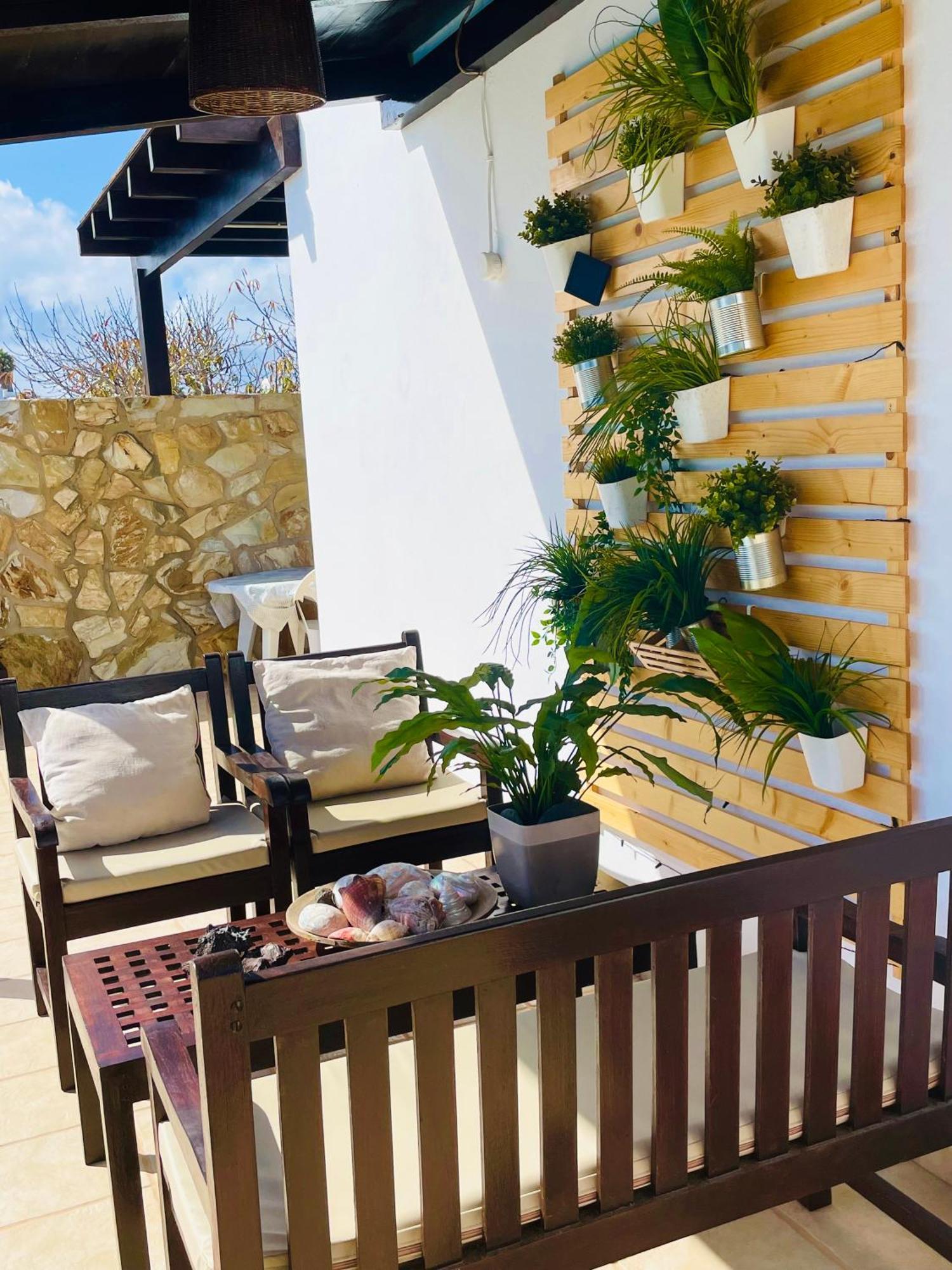 Kalufa Surf House Hostal *