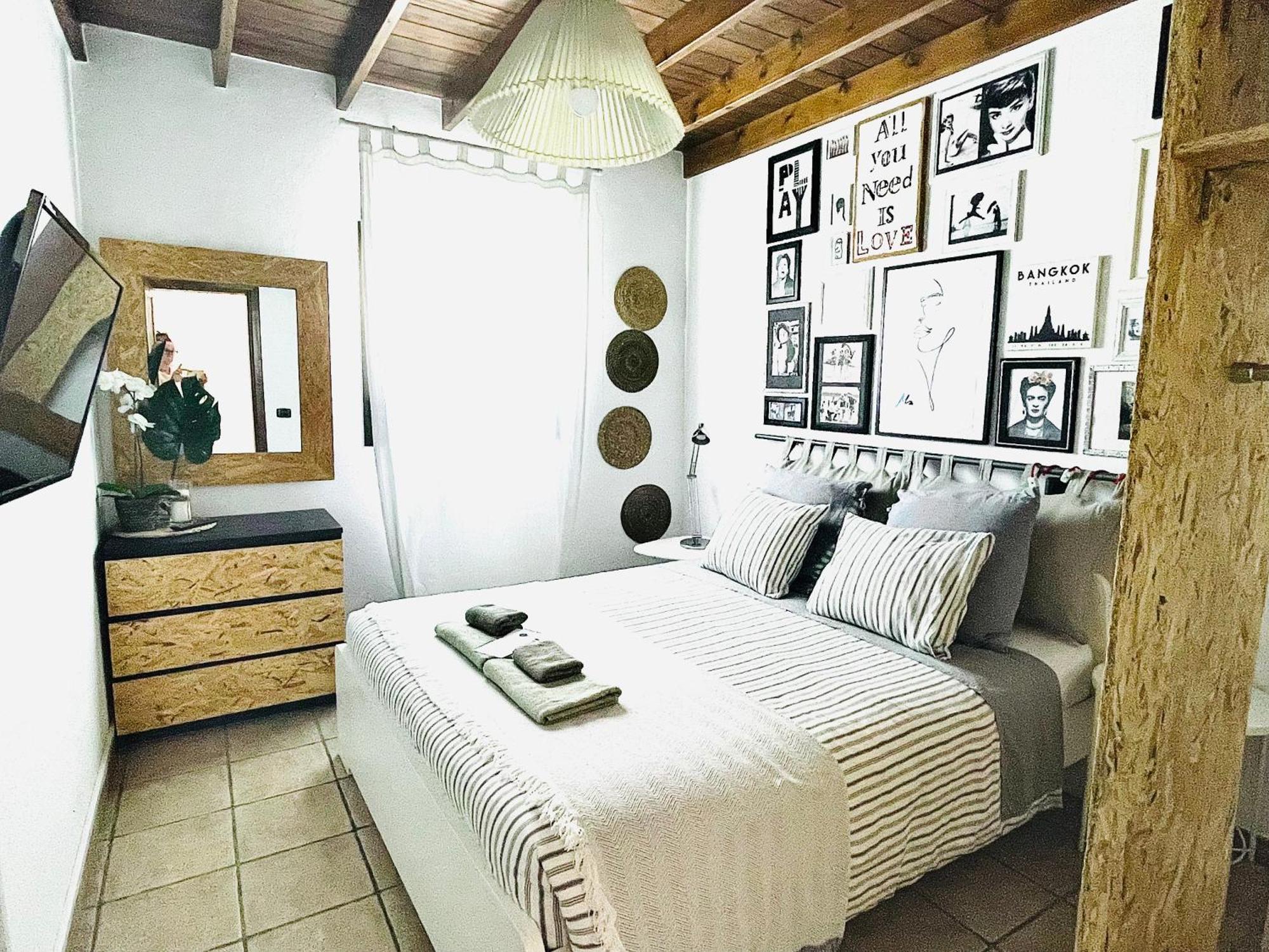 Kalufa Surf House *