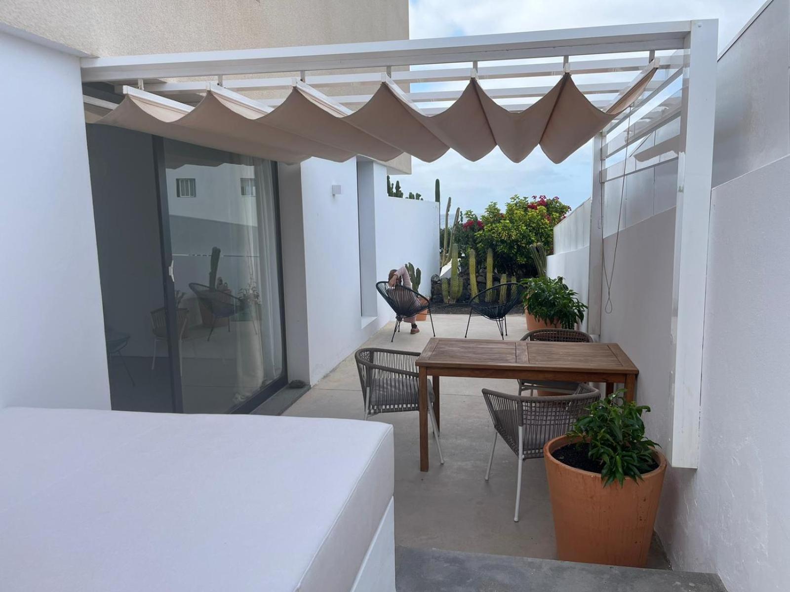 Jurel, Comodo Estudio Junto Al Mar Punta Mujeres